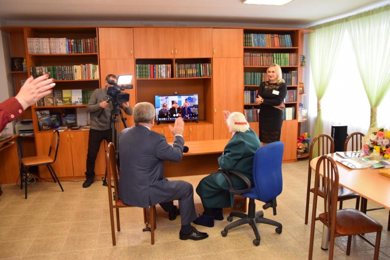 Видеомост Иркутск – Братск соединил возрастных учеников