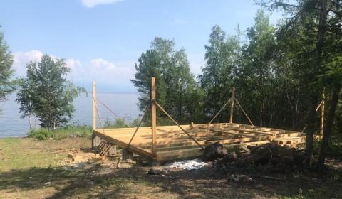 Природоохранная прокуратура вскрыла факты незаконного строительства и преступных рубок в водоохранной зоне Байкала