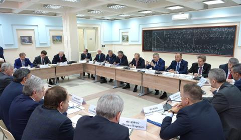 Президент России предложил подготовить документы по проектам онлайн-мониторинга Байкала и модернизации Байкальского музея