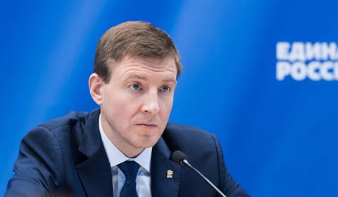 Секретарь Генсовета "Единой России" Андрей Турчак подвел итоги участия партии в кампании по выборам Президента РФ