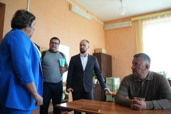 Ремонт школ проверили в Тулунском районе