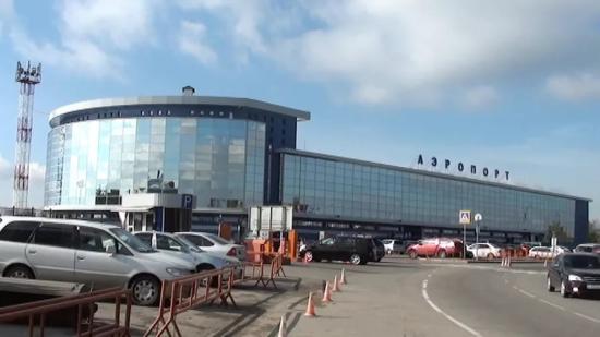 Новый терминал будет строиться в действующем аэропорту. Построить его необходимо за два года. Сегодня дорожная карта проходит согласование в Росавиации и министерстве транспорта России Новый терминал иркутского аэропорта планируется построить за два года