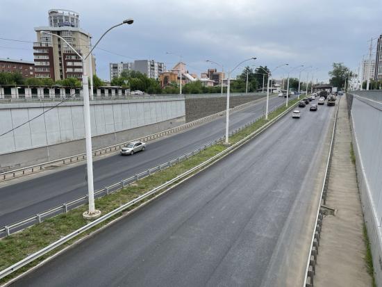 Ремонт съезда с Академического моста завершают в Иркутске