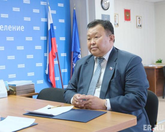 Кузьма Алдаров подал документы на участие в предварительном голосовании «Единой России»