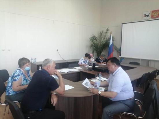 Вице-спикер ЗС Кузьма Алдаров побывал с рабочей поездкой в Боханском районе