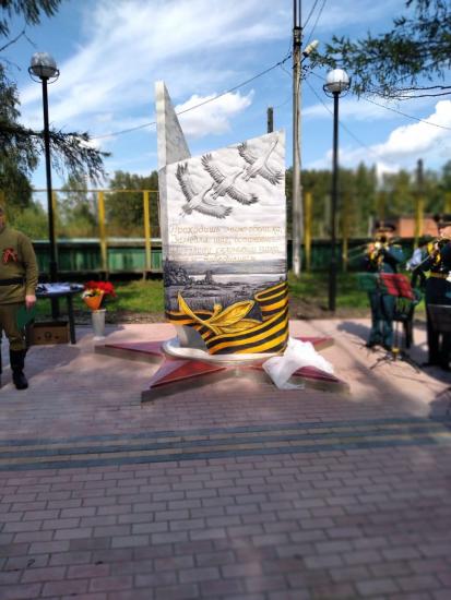 В Молодежном Иркутского района благоустроили Аллею Победы