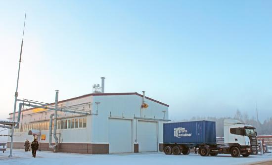 АНХК приступила к отгрузке базовых масел марки «Роснефть Basic Grade 1200N» в новый вид тары