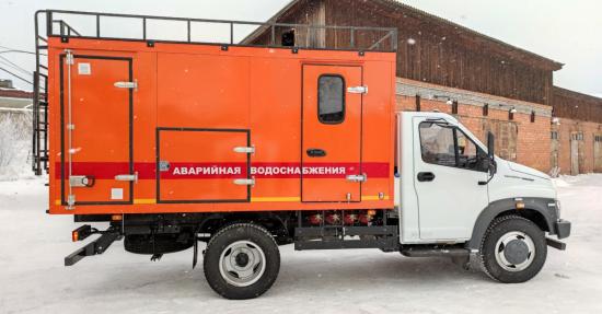 Коммунальные службы устраняют прорыв теплосети в Братске