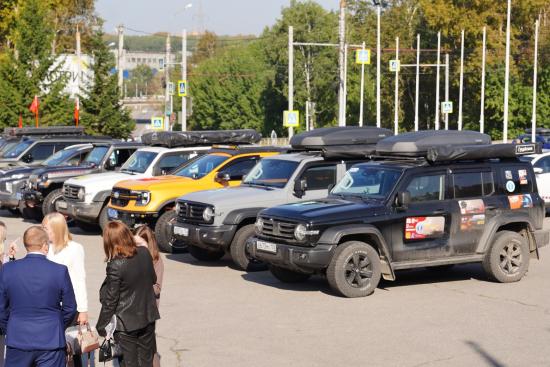 Участники автопробега по маршруту Великого чайного пути прибыли 25 августа в Иркутск