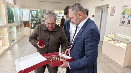 Музейную экспозицию в честь погибшего на СВО иркутянина Павла Белова дополнили новые экспонаты