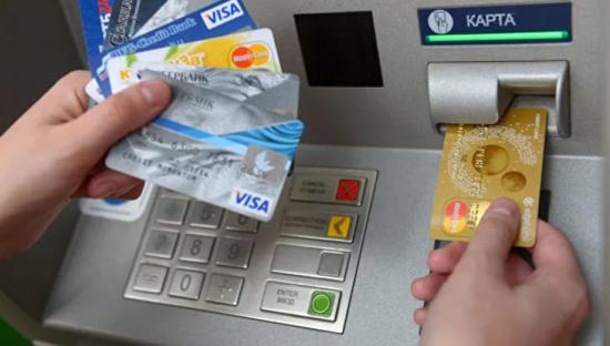 Мошенник обманул пенсионерку в Усолье-Сибирском под видом ее сына
