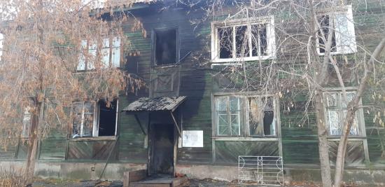 Женщина погибла во время пожара на Мухиной в Иркутске