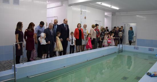 В детском саду Братска № 134 открыли бассейн после капремонта