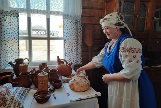 В Баяндаевском районе начали обустраивать старинную русскую усадьбу