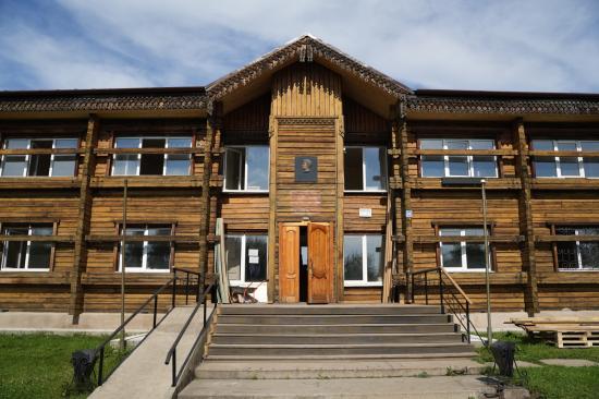 Библиотеку имени Александра Вампилова в Кутулике отремонтируют до конца года