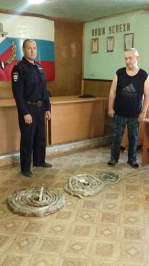 Более 30 кг взрывчатки добровольно сдал мужчина в подразделение Росгвардии