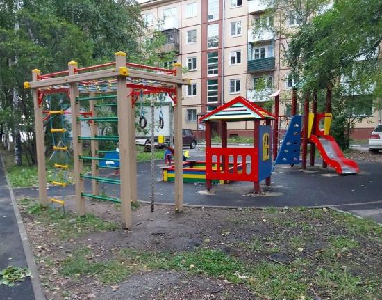 Депутаты Думы Иркутска решили лично пообщаться с недобросовестным подрядчиком благоустройства на улице Баумана