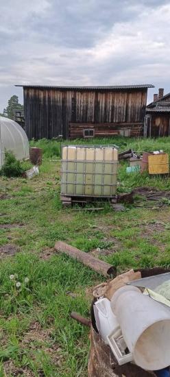 Трехлетний ребенок утонул в бочке с водой в Жигаловском районе