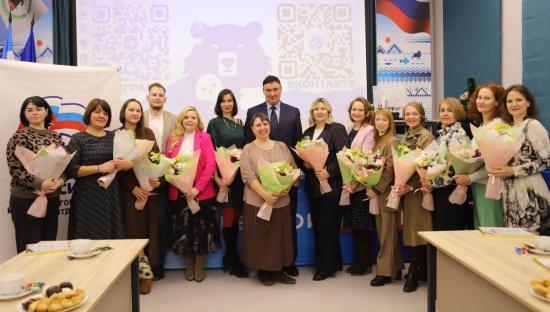 Мэр Иркутска Руслан Болотов встретился с многодетными матерями