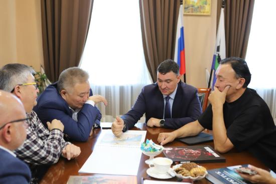 Скульптуру Даши Намдакова планируют установить в Иркутске 
