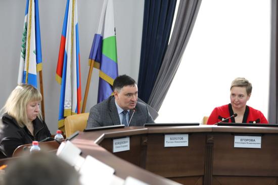 Мэр Иркутска Руслан Болотов обсудил актуальные вопросы с руководителями органов ТОС