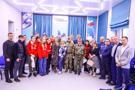 В Иркутске прошел открытый диалог мэра Руслана Болотова с представителями тылового движения