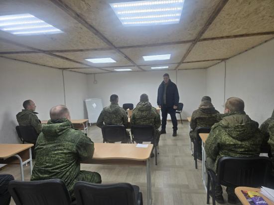 Мэр Иркутска Руслан Болотов встретился с военнослужащими подшефного полка «Иркут»