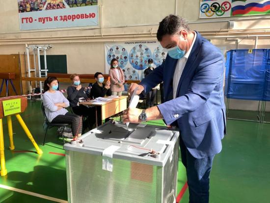 Руслан Болотов проголосовал на выборах депутатов Госдумы