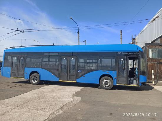 В Братск прибыли новые троллейбус и автобус в рамках проекта «Чистый воздух»