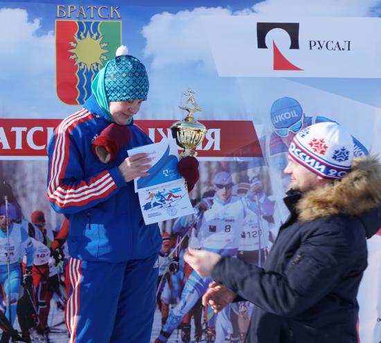 Массовый лыжный забег прошел в Братске при поддержке РУСАЛа