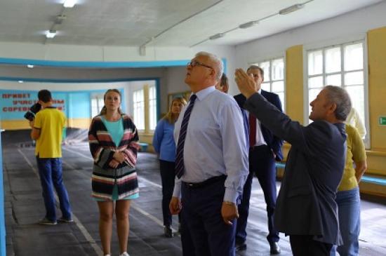 В Тулуне необходимо отремонтировать легкоатлетический манеж