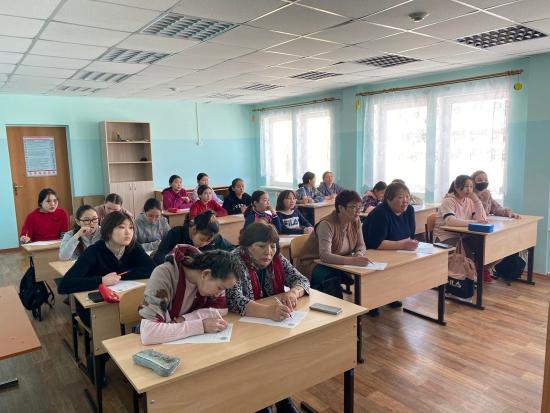 Более 700 жителей Усть-Ордынского округа приняли участие во Всебурятском диктанте «Эрдэм-2022»