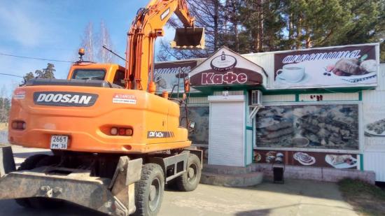 В Саянске демонтировали кафе