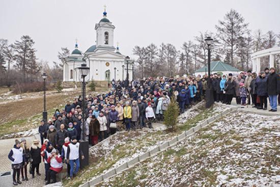 В Иркутске в честь празднования Дня народного единства состоялось «Шествие памяти»
