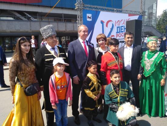 Сотни иркутян и гостей города стали зрителями праздничного концерта в честь Дня России