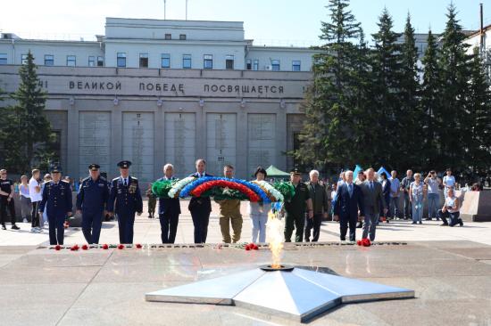 В Иркутске прошли торжественные мероприятия по случаю 92-летней годовщины образования Воздушно-десантных войск