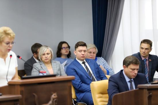 Совместную работу над развитием территорий обсудили областные парламентарии на встречах с депутатами местных дум