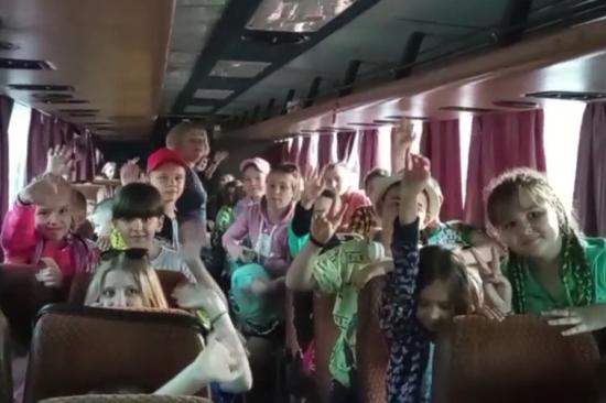 Иркутская область направила детей из Кировска ЛНР на отдых в Евпатории