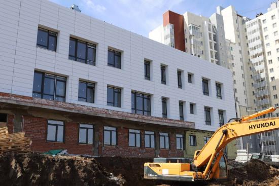 Строящийся детский сад в иркутском микрорайоне Нижняя Лисиха скоро подключат к инженерным сетям
