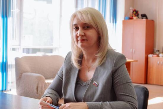 Наталья Дикусарова считает необходимым перераспределить ответственность за строительство и капитальные ремонты объектов образования