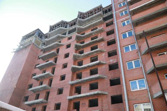 Долгострой на улице Сергеева в Иркутске вывели из реестра проблемных объектов