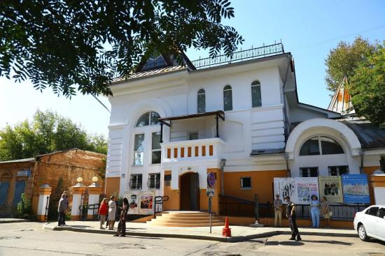Две новые выставки открылись в Иркутском выставочном центре имени В. С. Рогаля