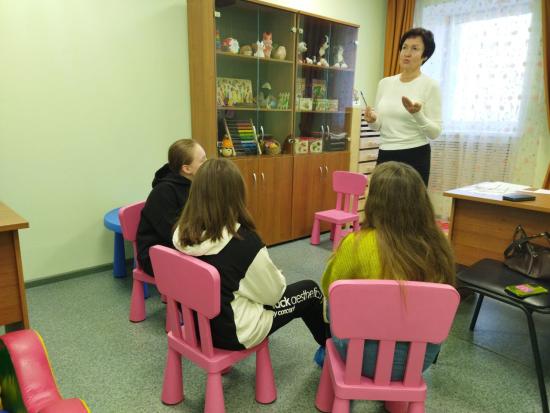 В иркутском «Доме семьи» для подростков проводят тренинги «Техника эффективного общения»