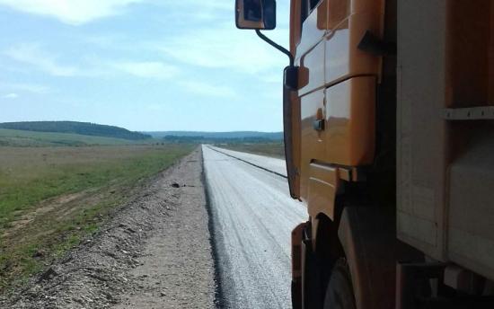Контракты на дорожные работы в 2022 году в Иркутской области планируют заключить в ближайшее время