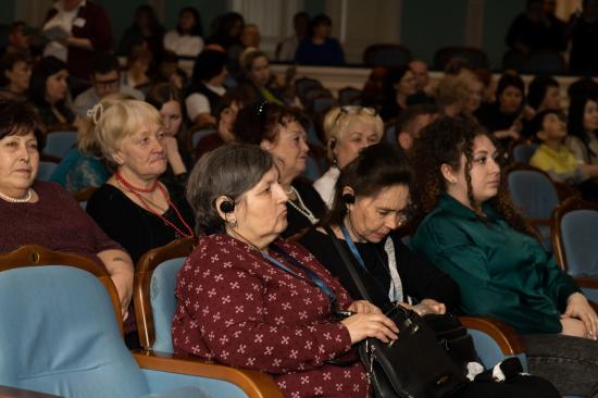 Иркутская Драма в следующем театральном сезоне представит три спектакля для людей с нарушениями зрения