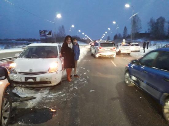 Массовая авария с участием 14 авто произошла на Байкальском тракте