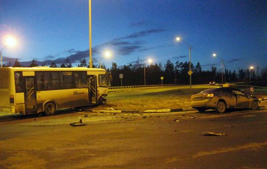 ДТП с участием маршрутного автобуса произошло в Братском районе