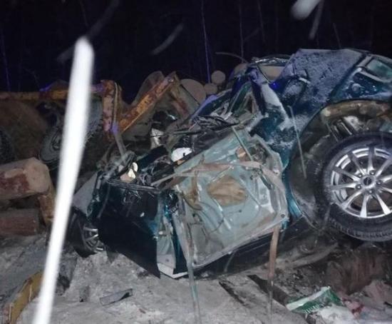 Четыре человека погибли в ДТП с рейсовым автобусом в Братском районе