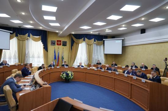 Дума Иркутска озаботились тем, что город может лишиться половины детских площадок