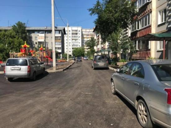 Благоустройство дворов в Ленинском округе Иркутска выполнено на 75%